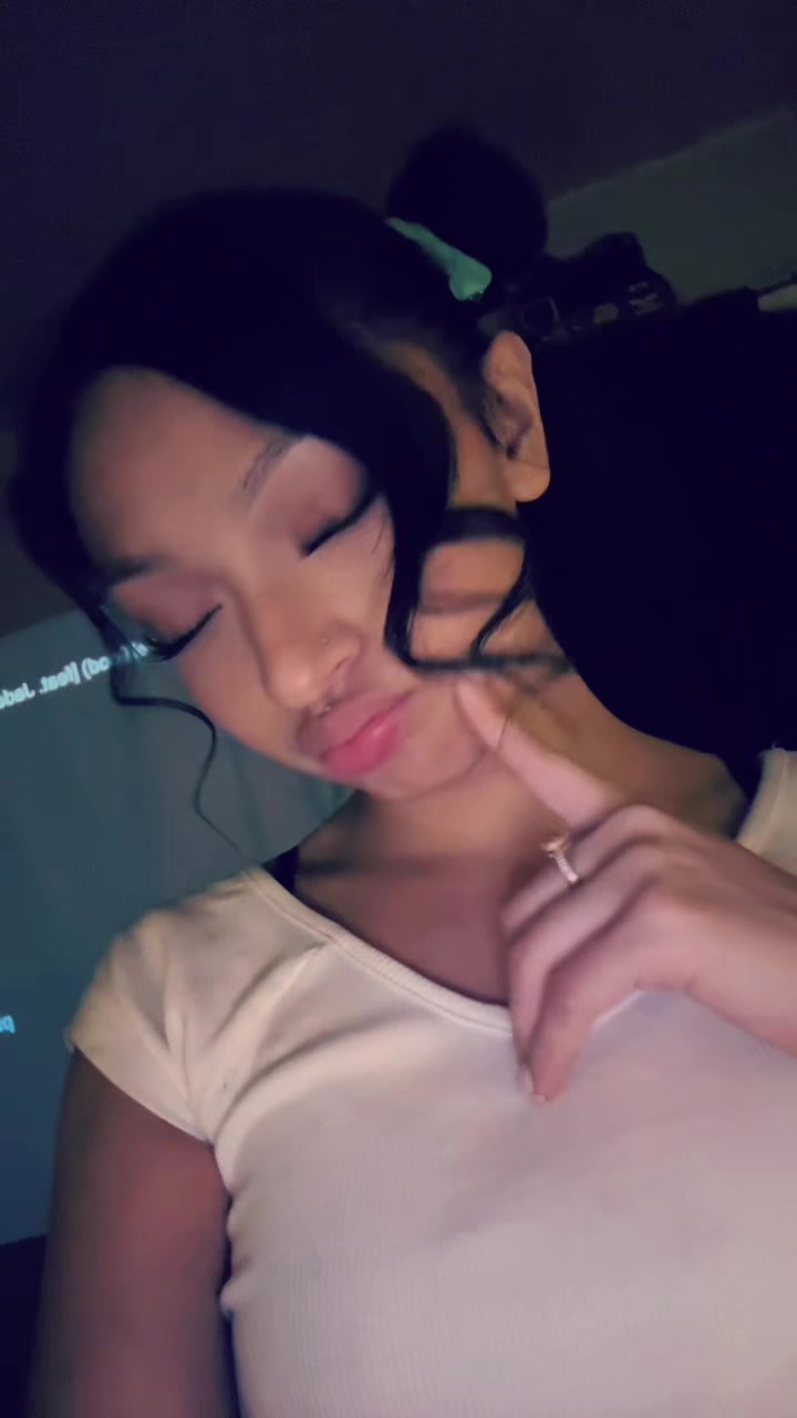 @e