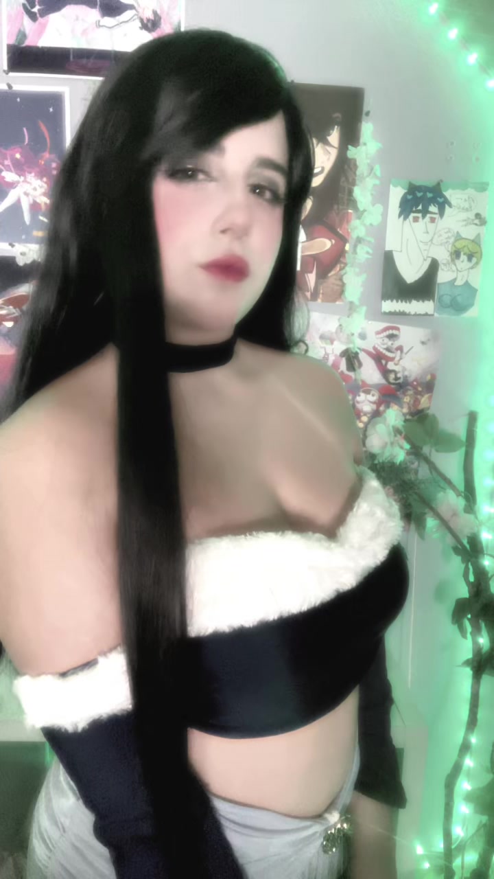 @queen_bzecos
