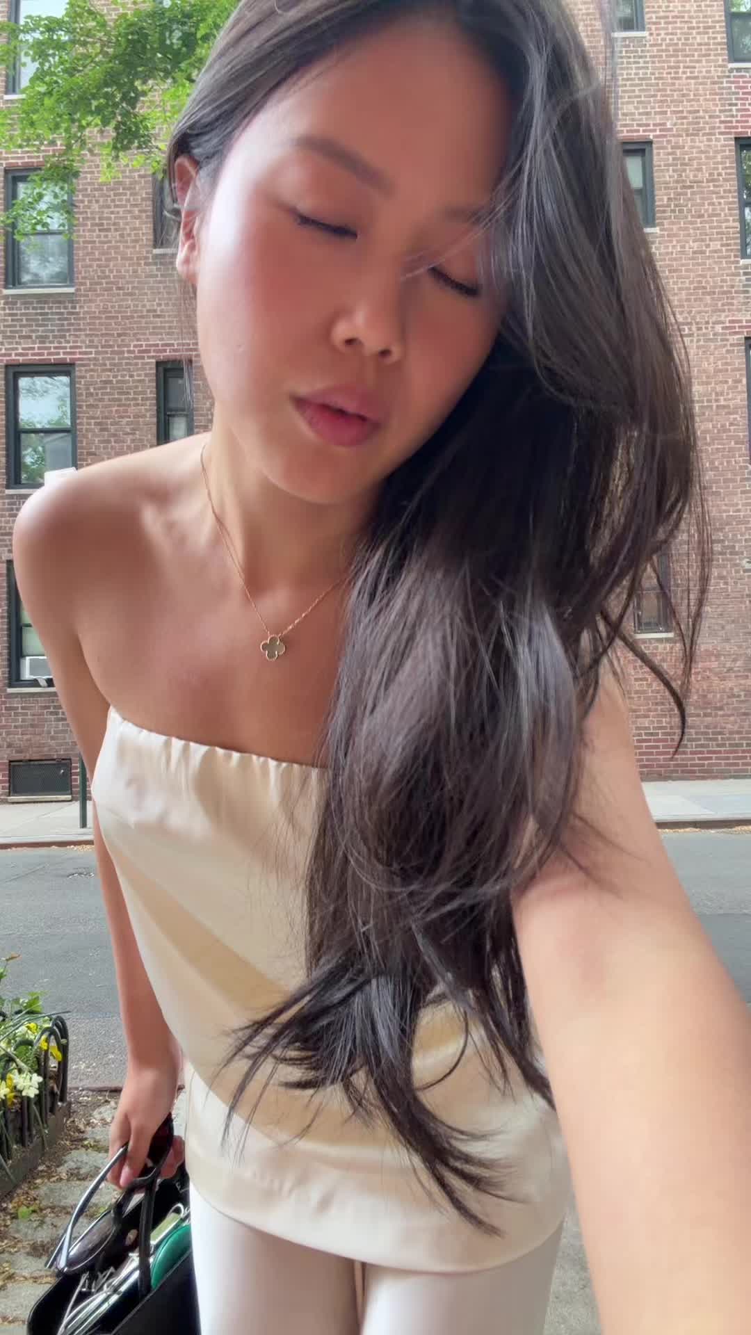 @caitlinagustina