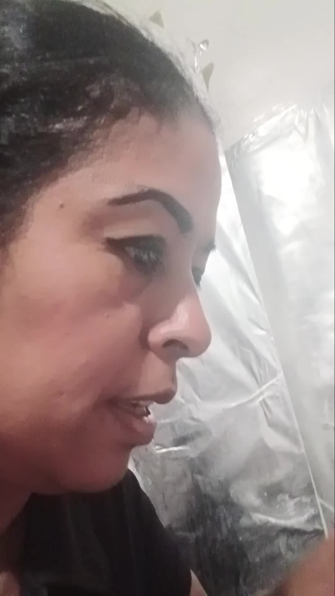 @Elisa