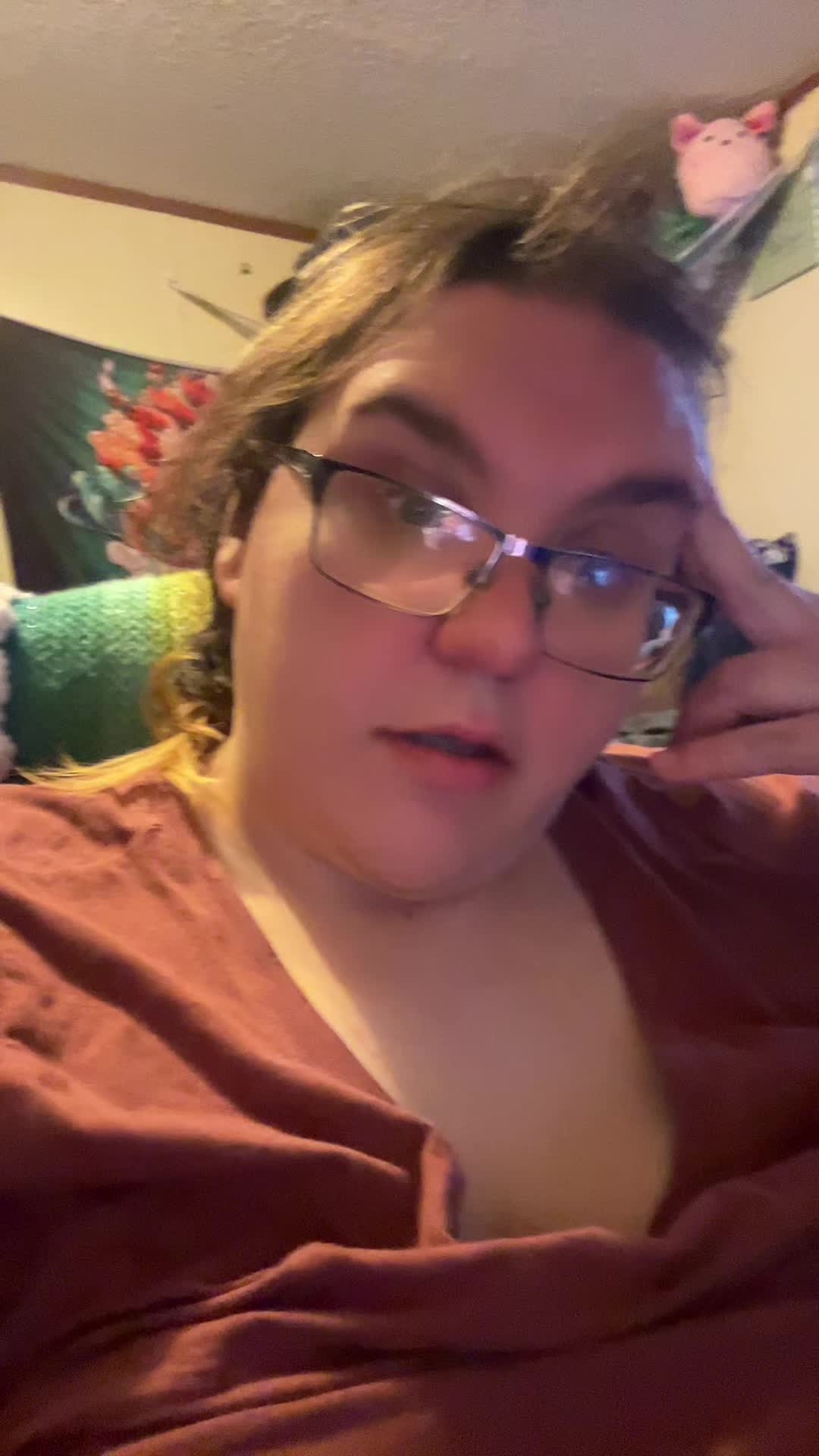 @Insta: @EnbyDaze 18+ only
