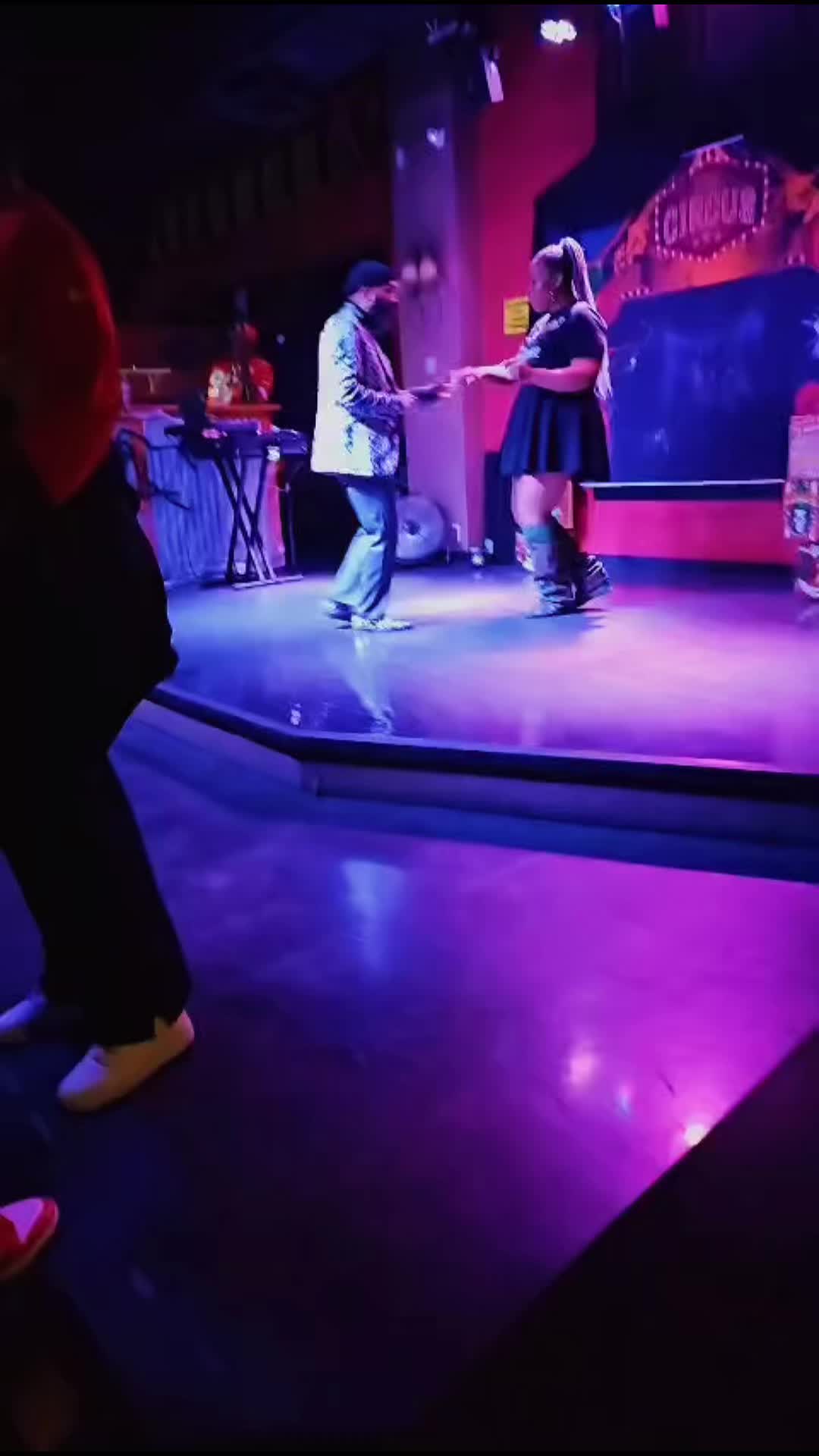 @Tru