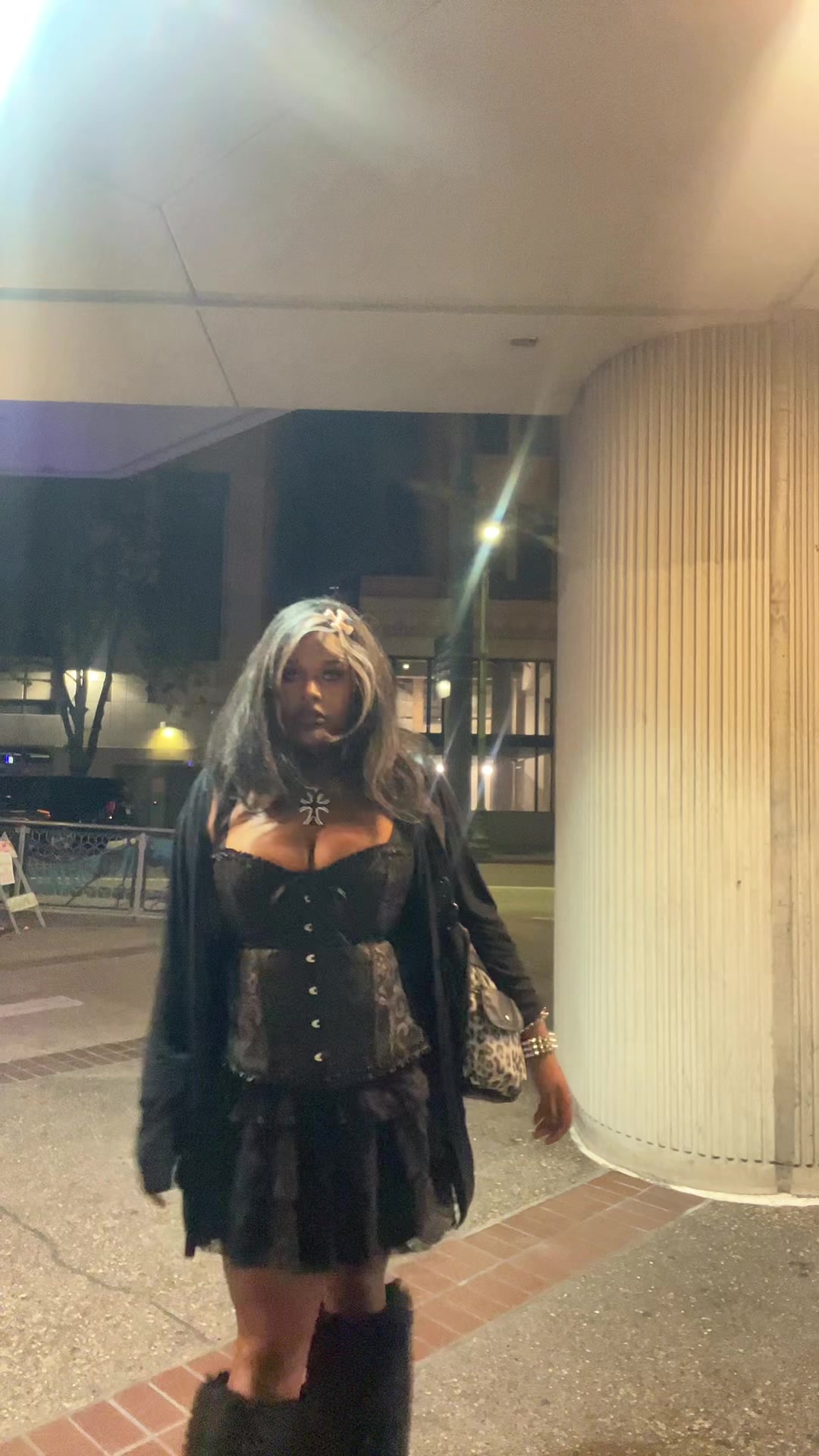 @wolfgyaal