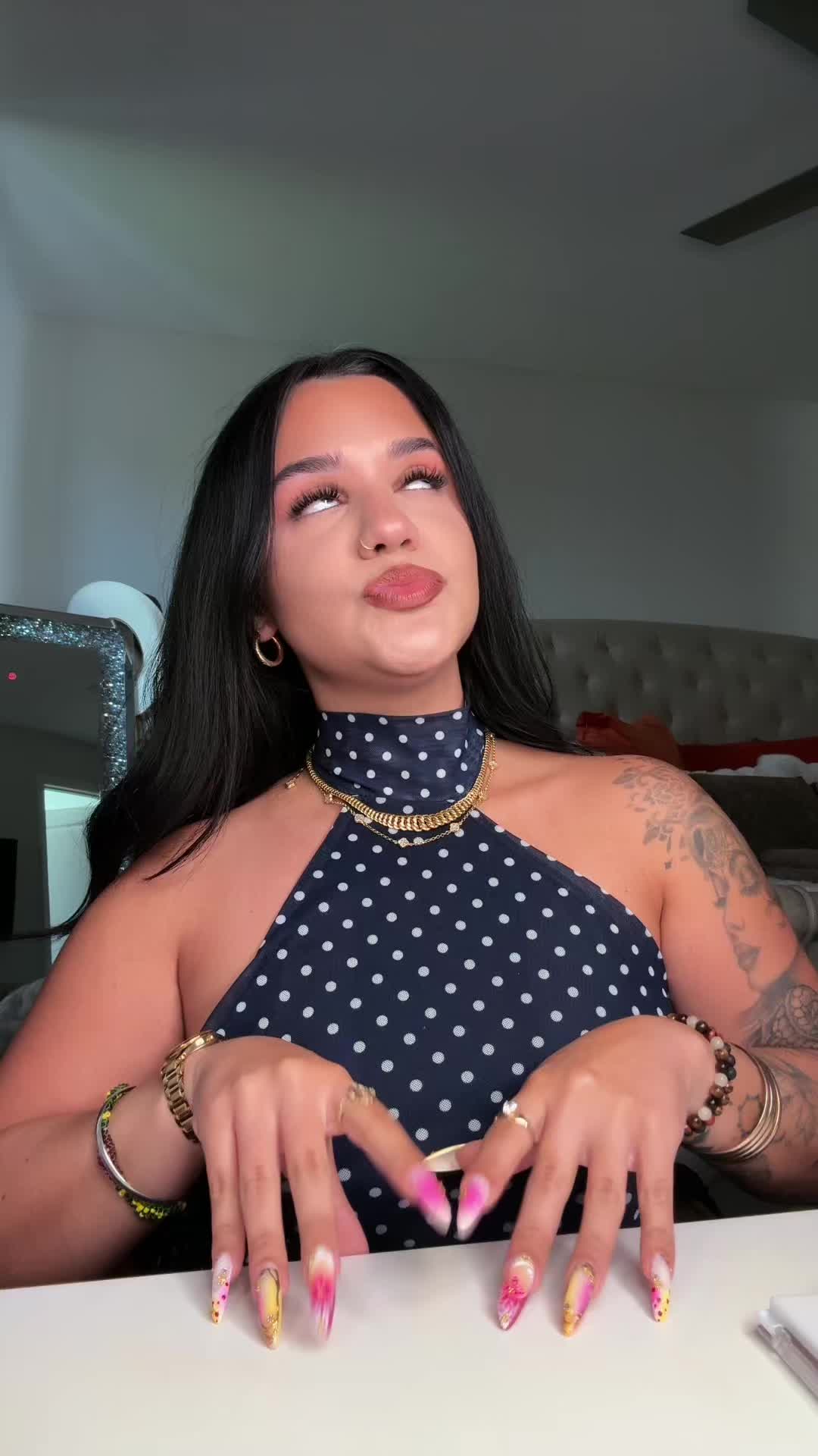 @AGGAYUCITA<3