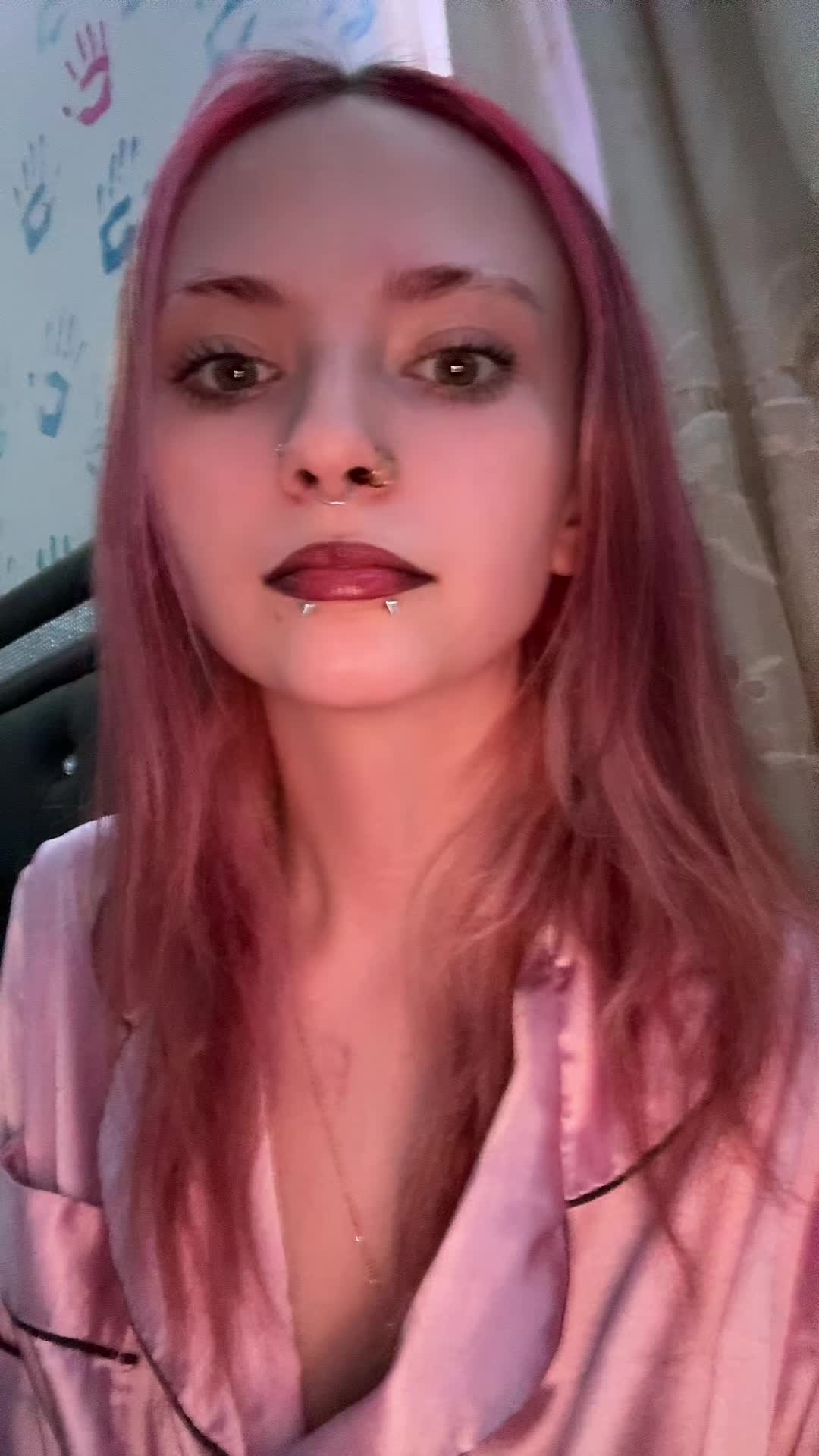 @is.it.zoey?.