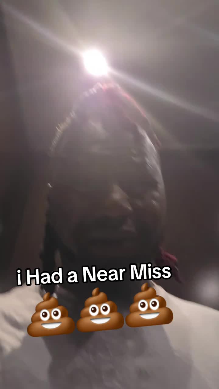 @ThuddaRow DaComedian