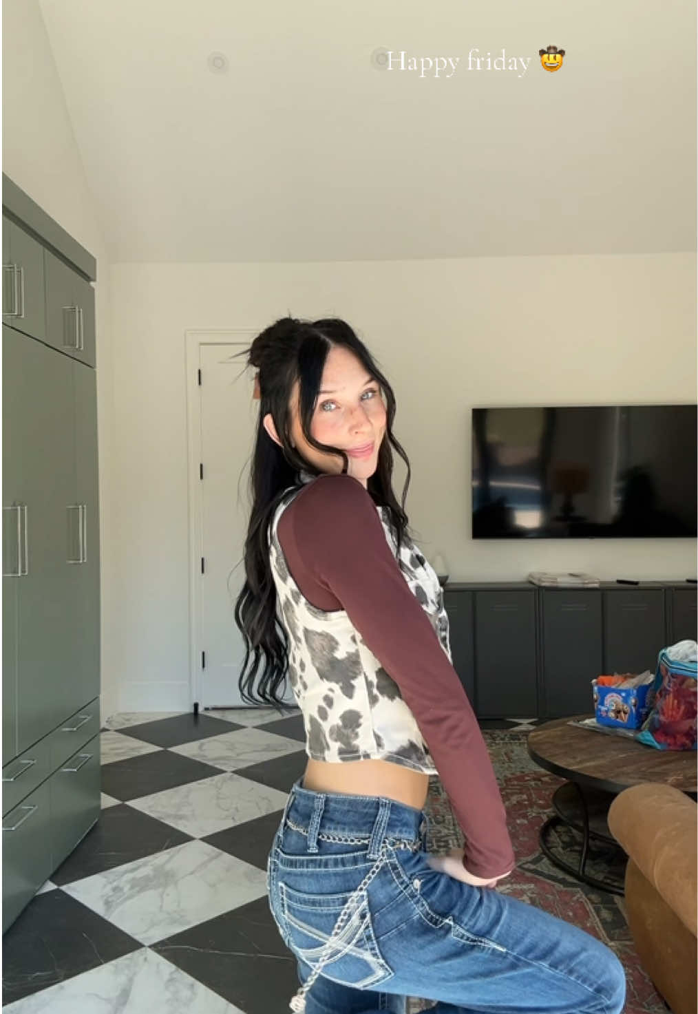@behindcharleyschair