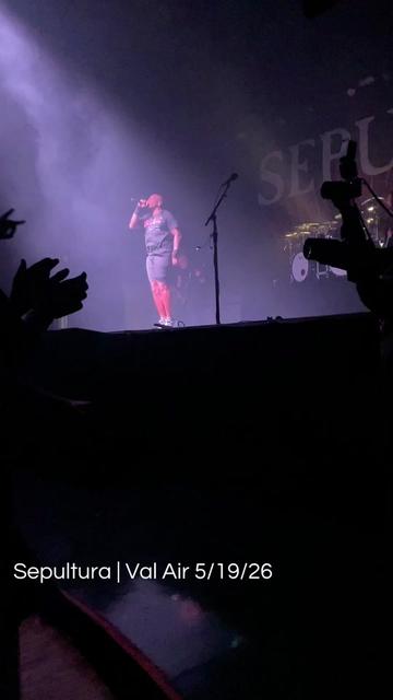 @Sarah 🖤