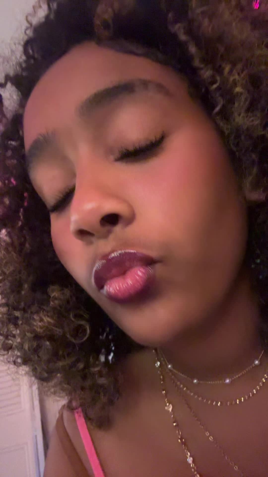 @ ່ 