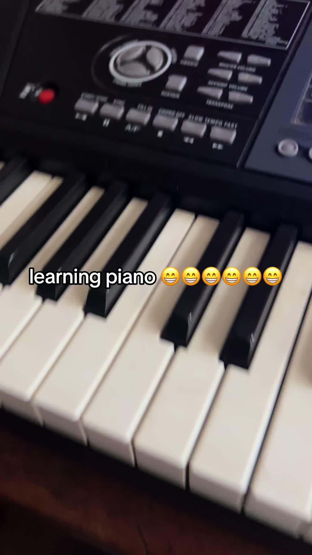 @jack of atleast 3 trades🎸🎻🎹