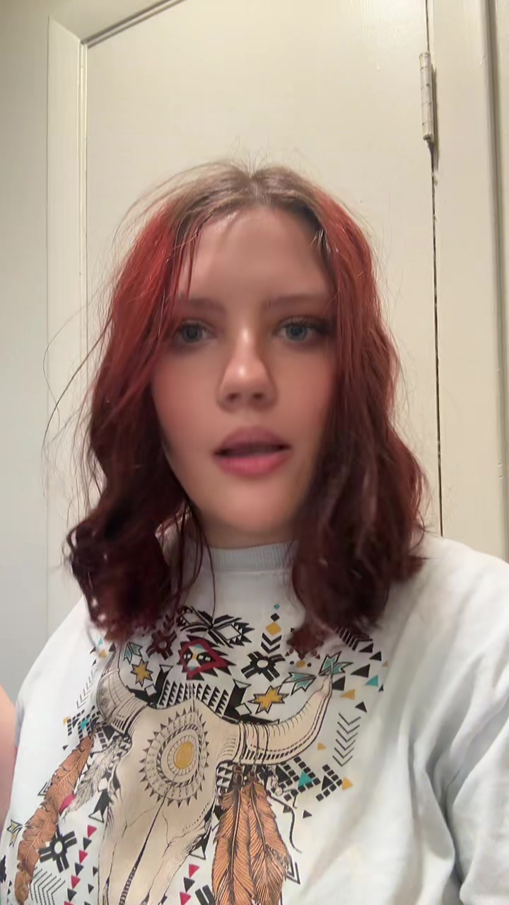 @nicole