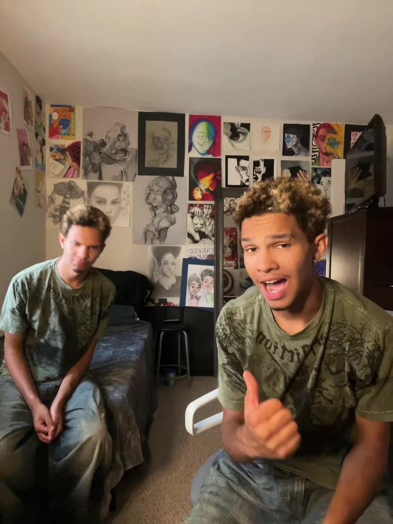 @⏤͟͟͞͞☆ 𝒞𝒷𝓇ℯℯ𝓏𝒾𝓃 ☆⏤͟͟͞͞