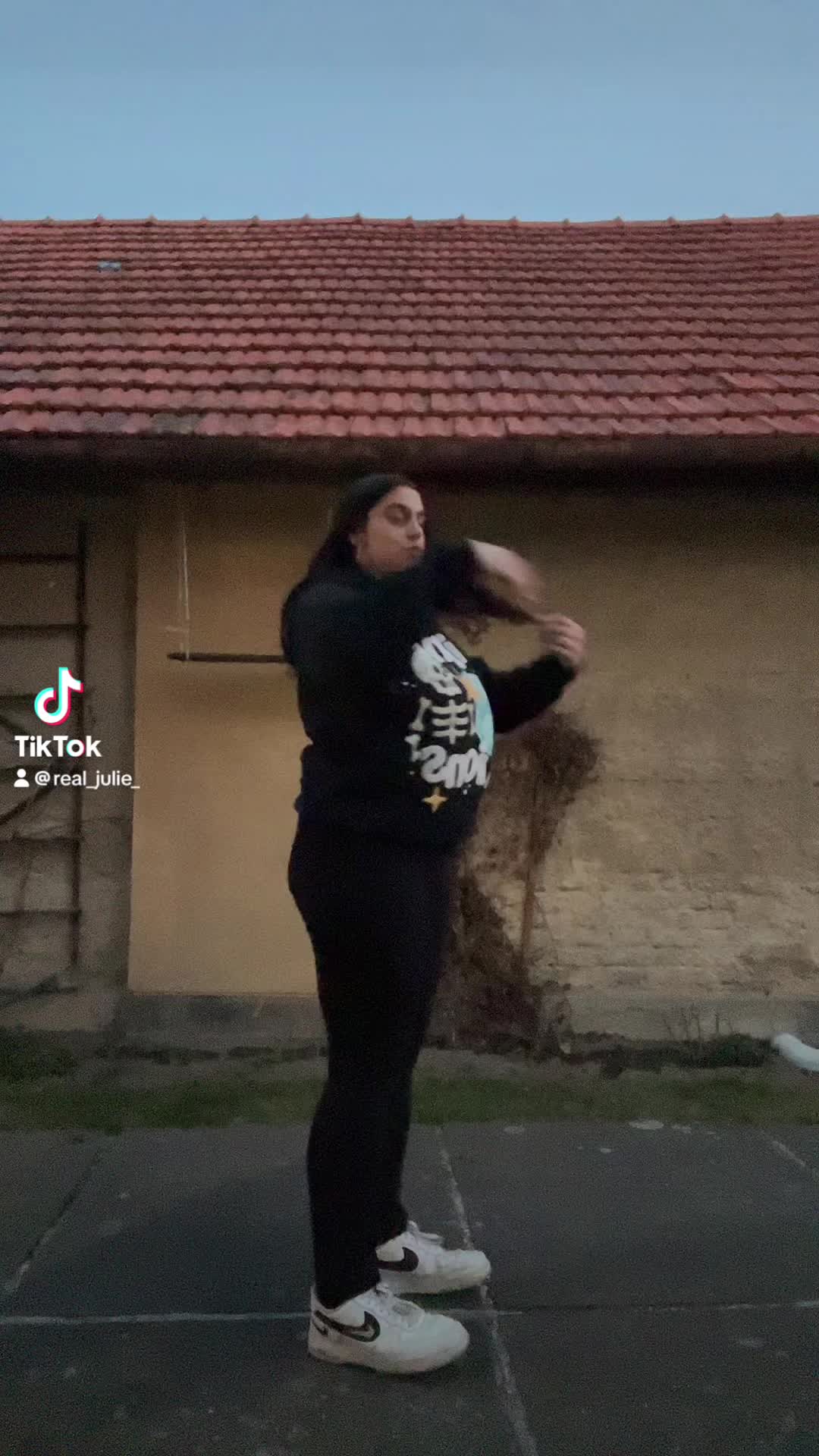 @Julie_In_Motion