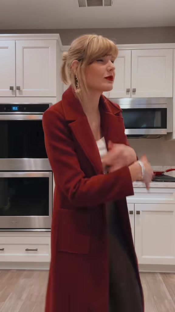 @Just Blondie