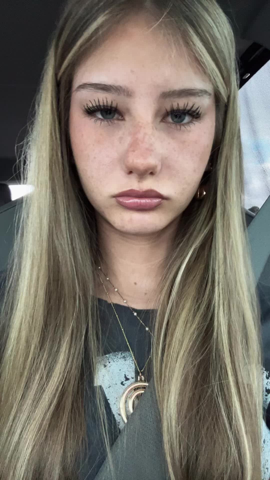 @isabella dimov