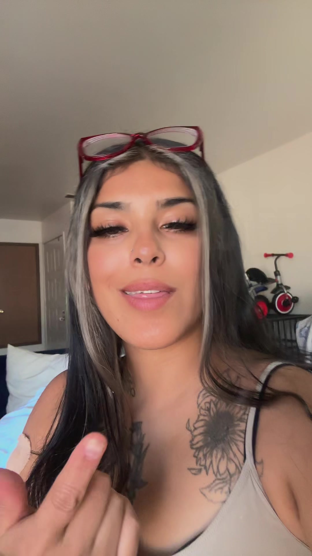 @Cynsantanax
