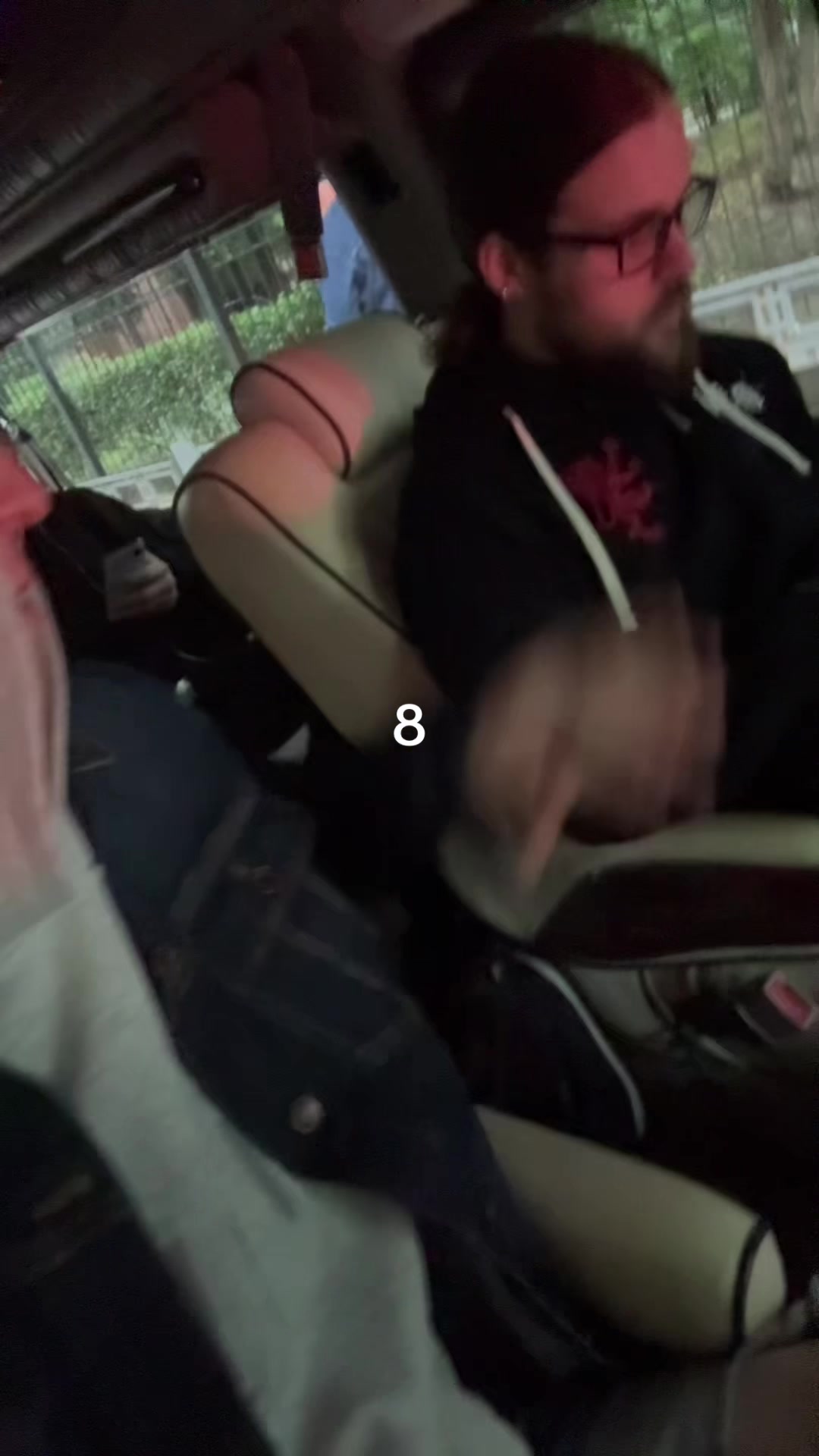 @prayfo8bitch
