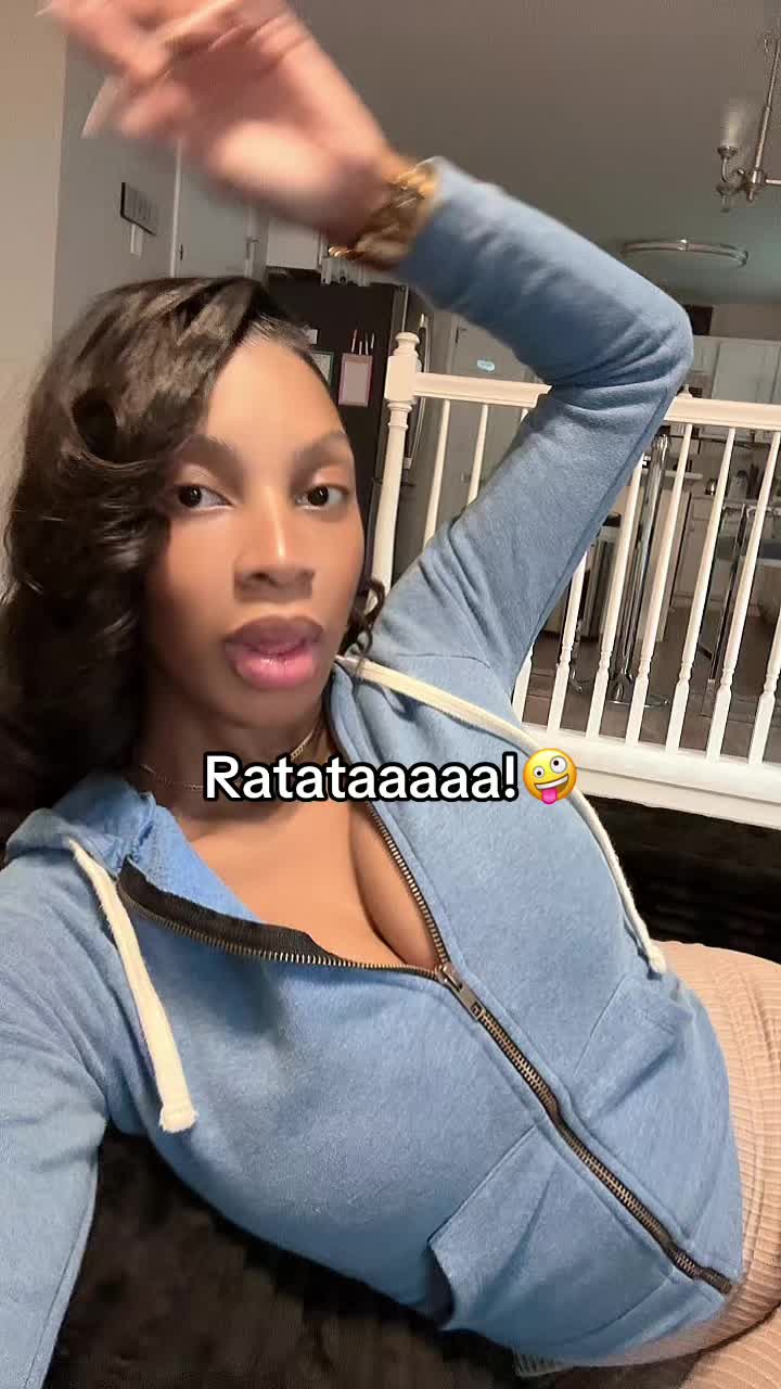 @Sharthebrat🎀
