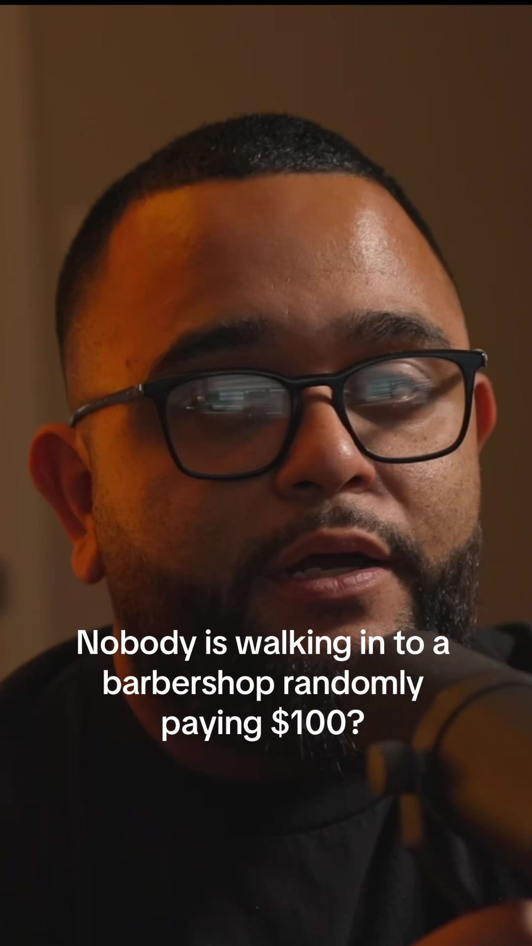 @Paco&bull;Los Banos Barber