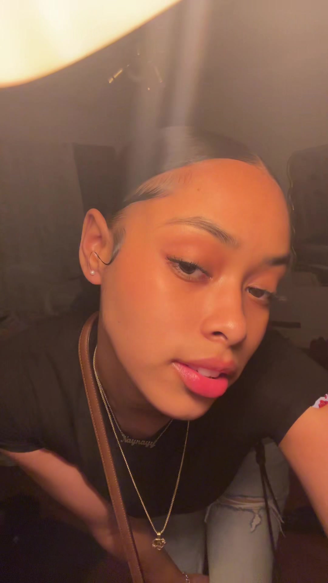 @❦