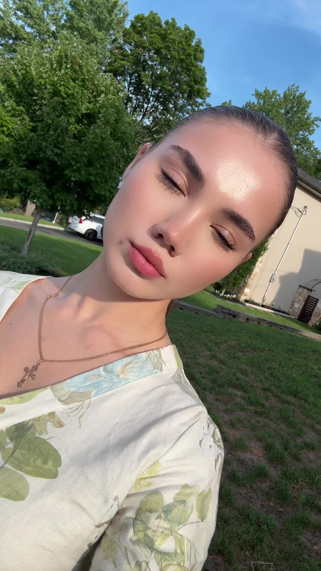 @𝒜.