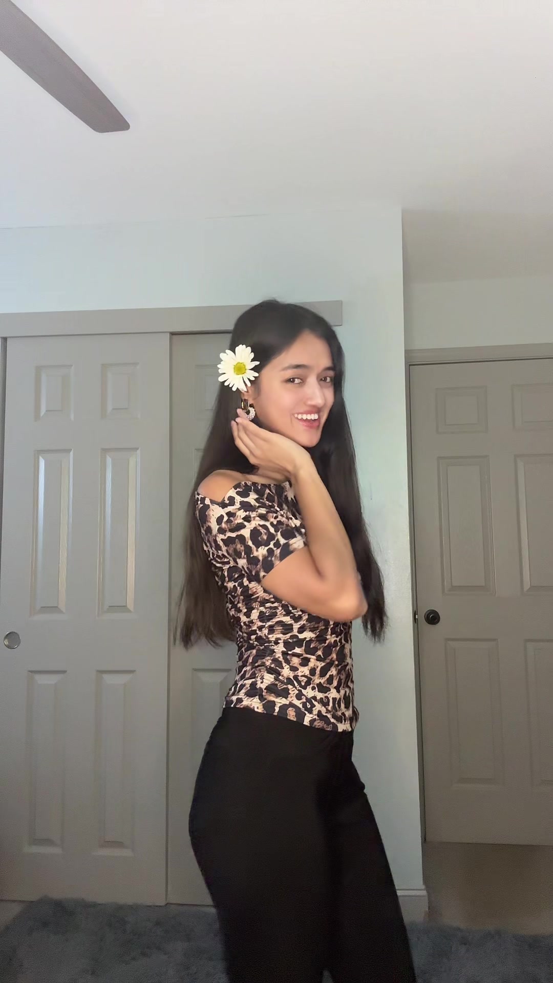 @yaysuni
