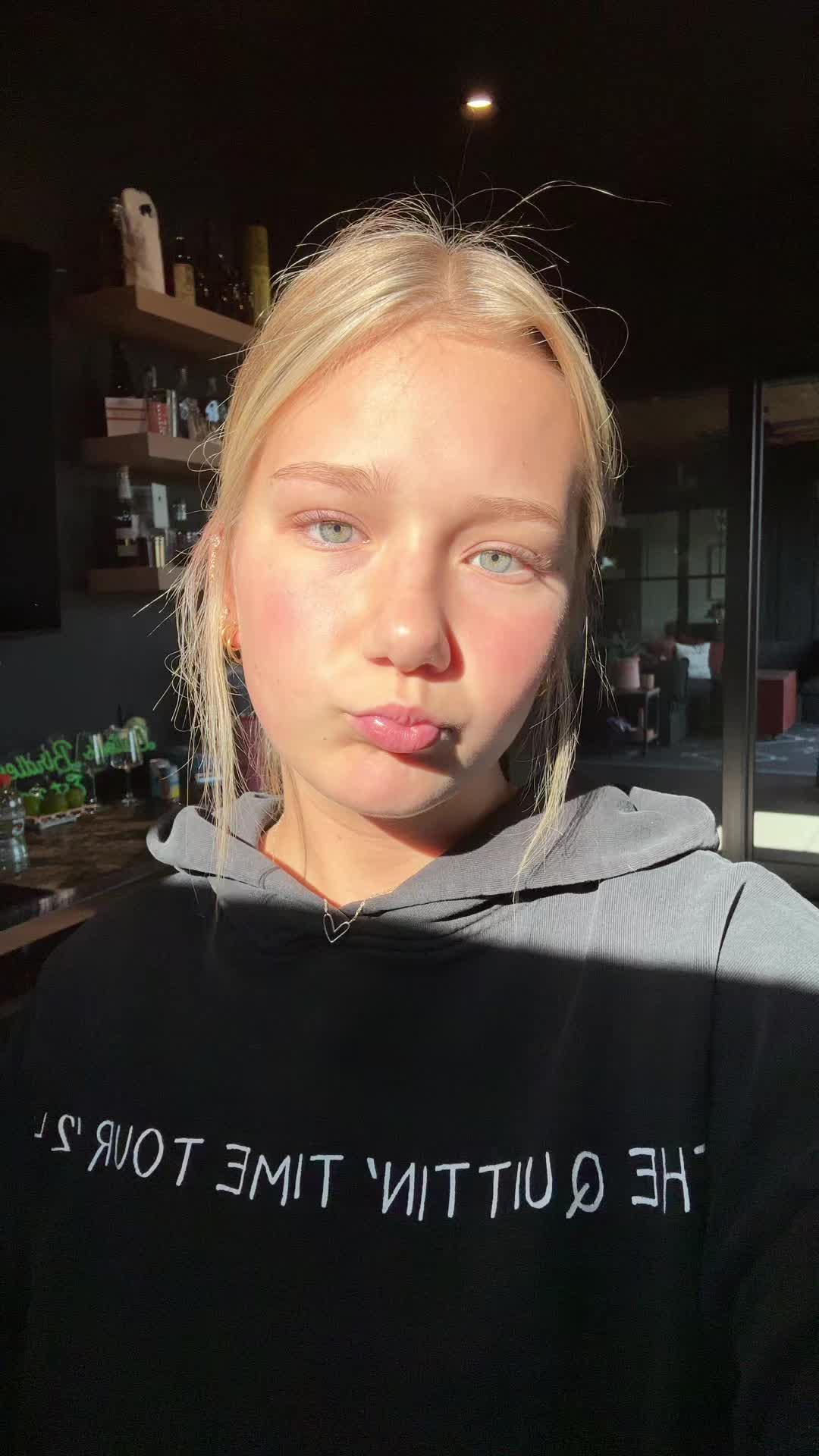 @evie
