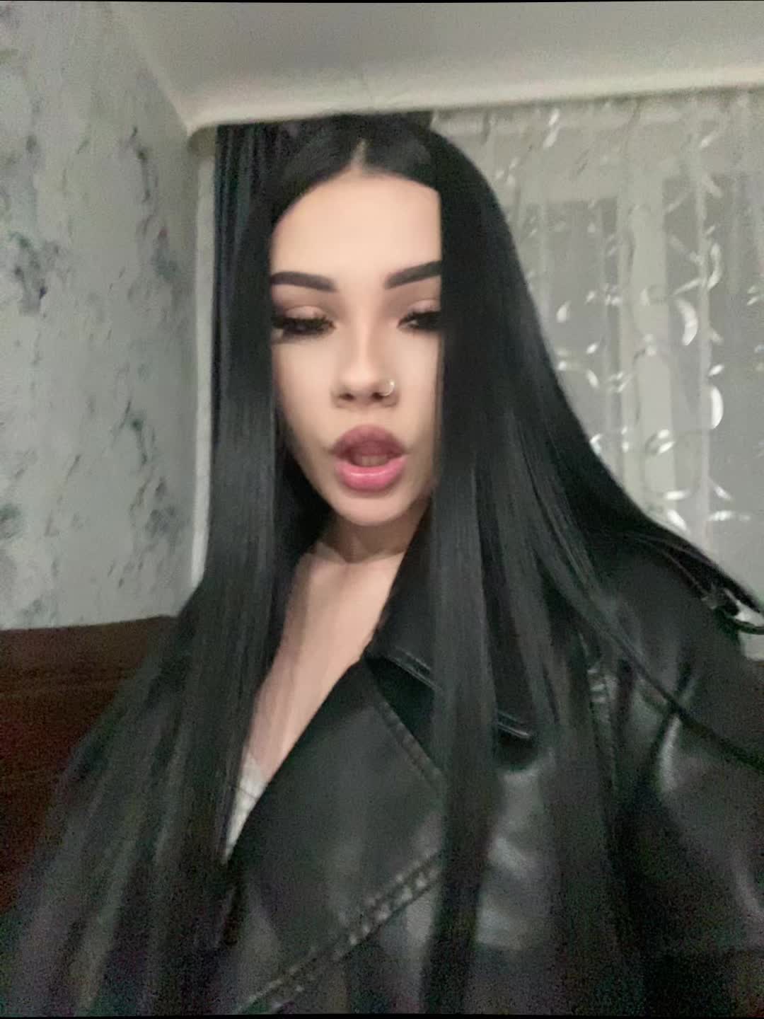 @Alexandra_๐
