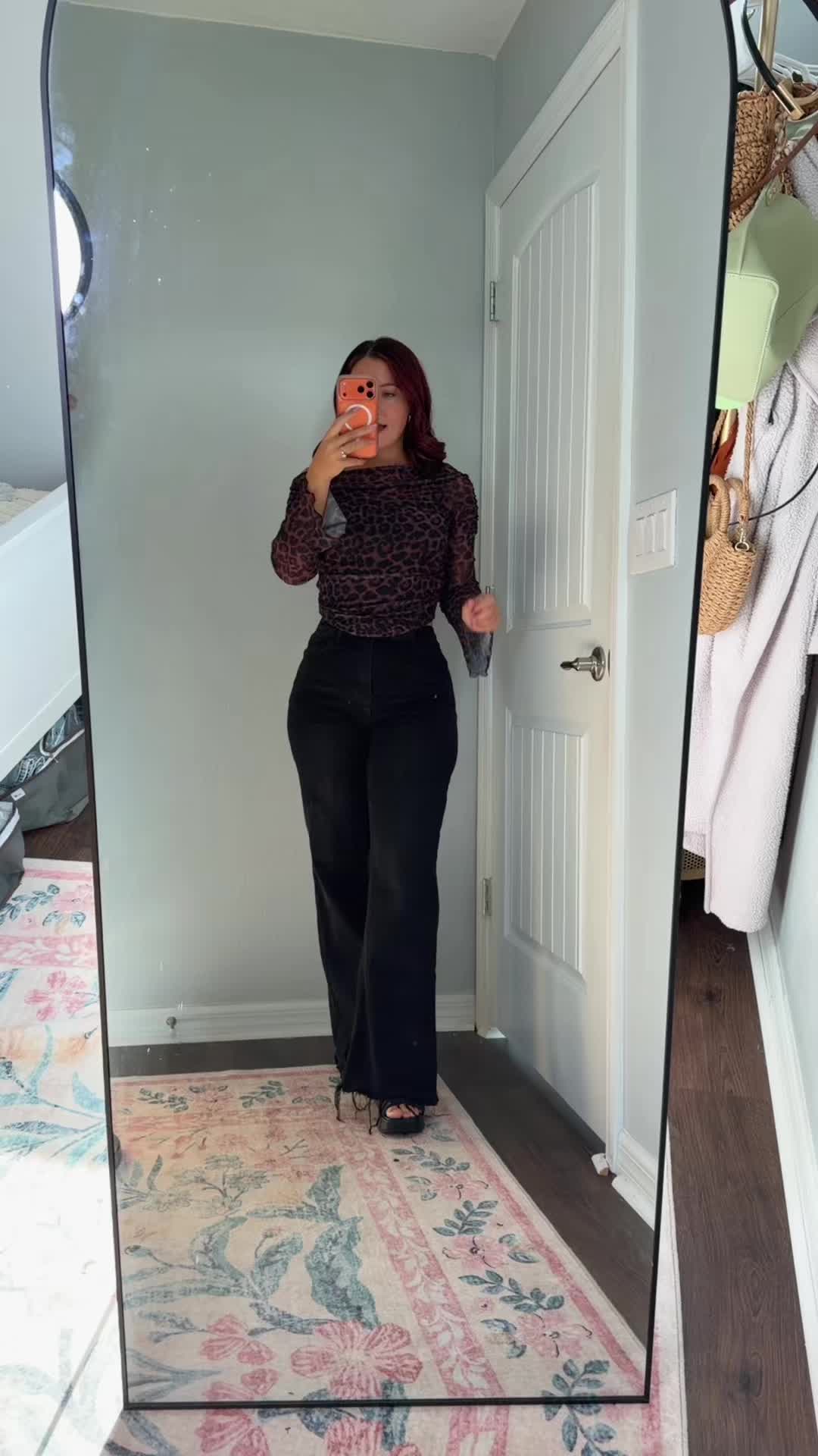 @momwithaplot
