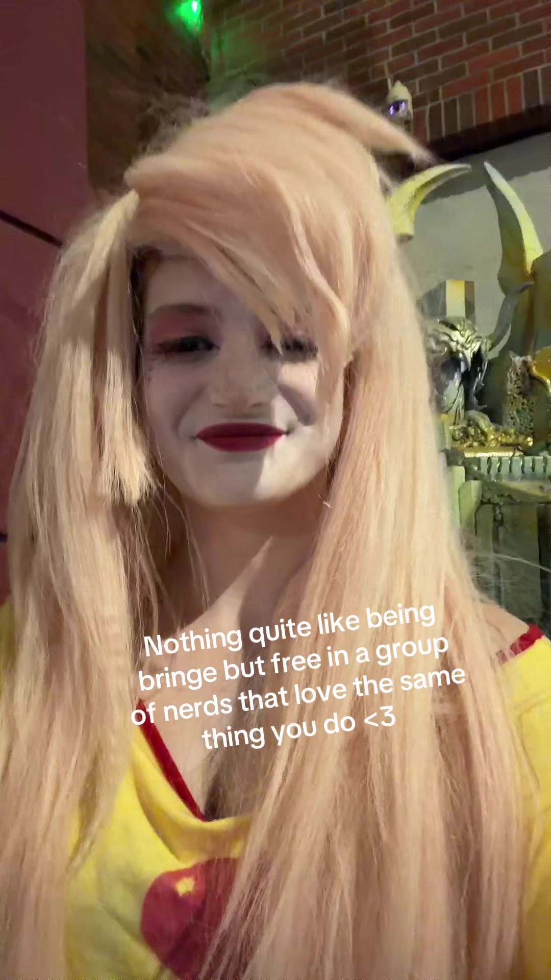 @KandiKwinn