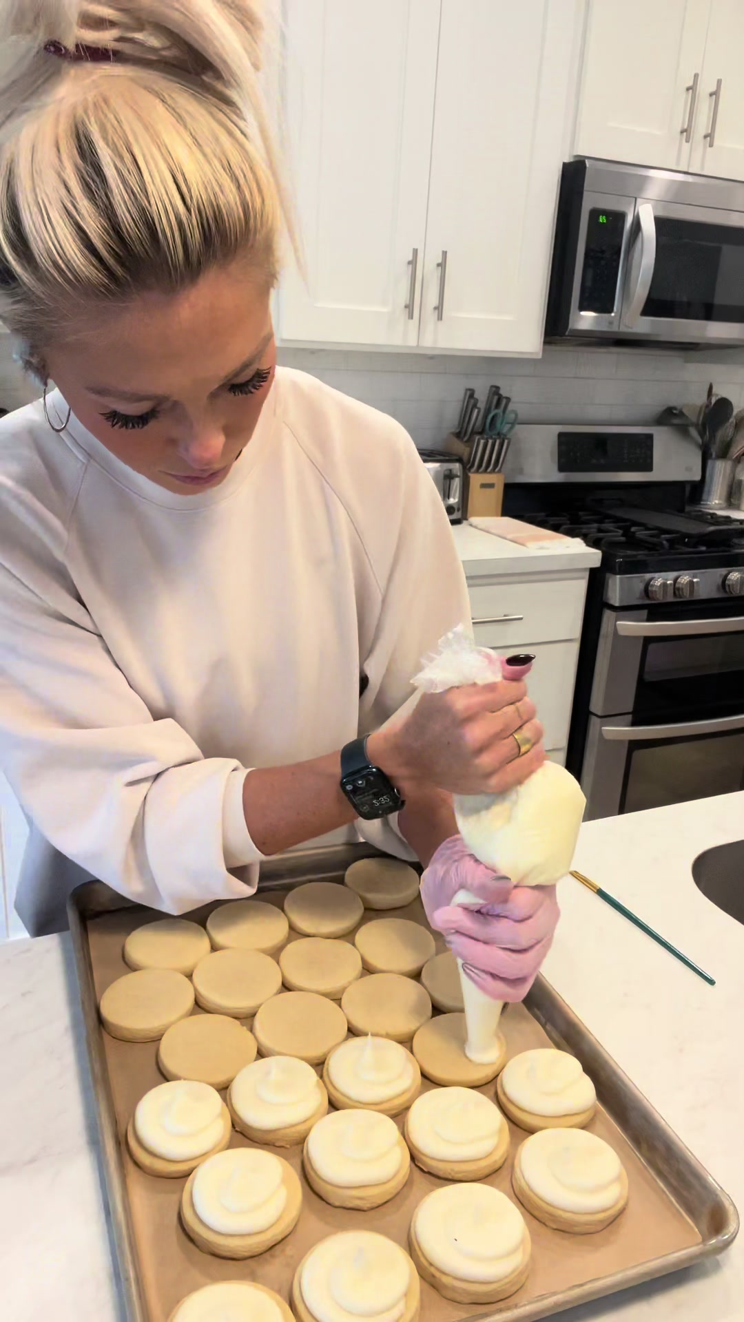 @The Blonde who Bakes