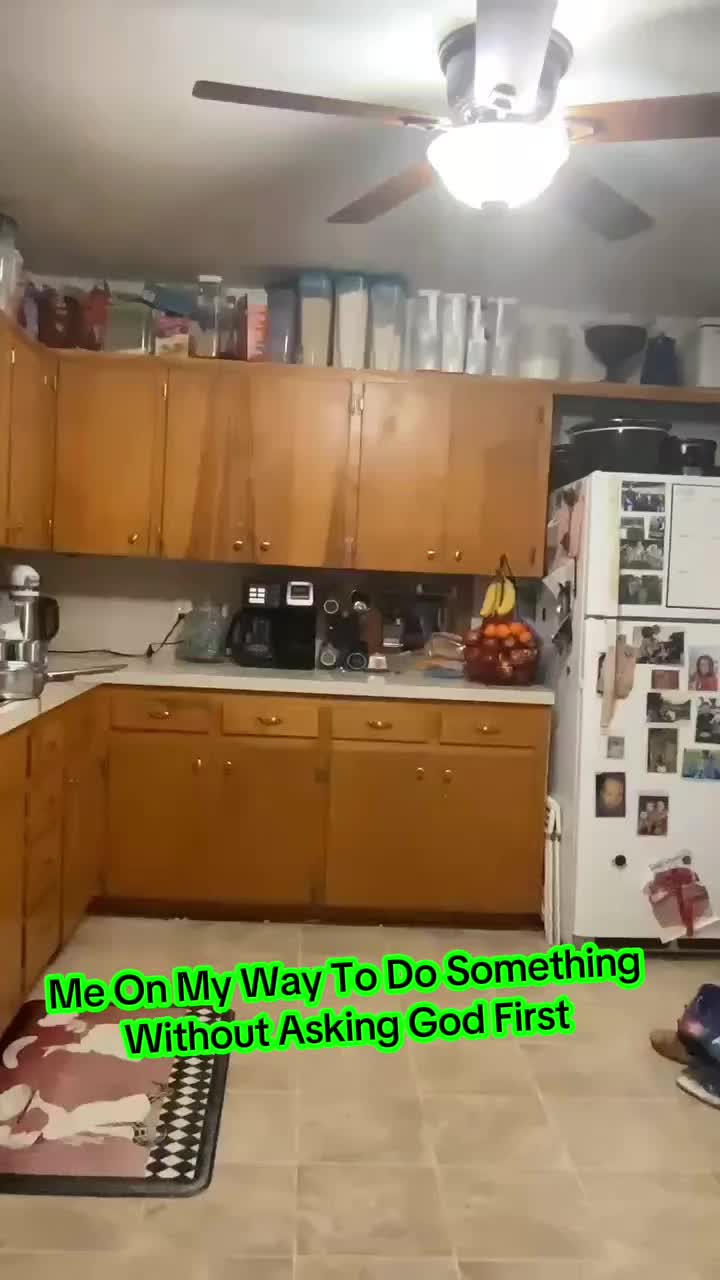@BeccaLo