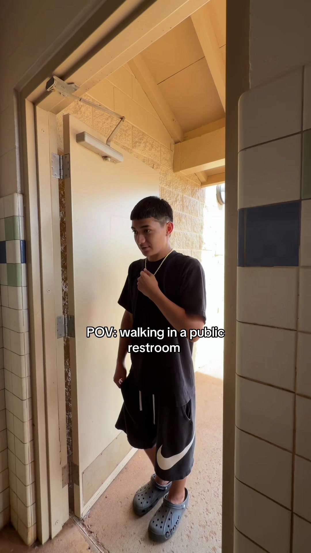 @️