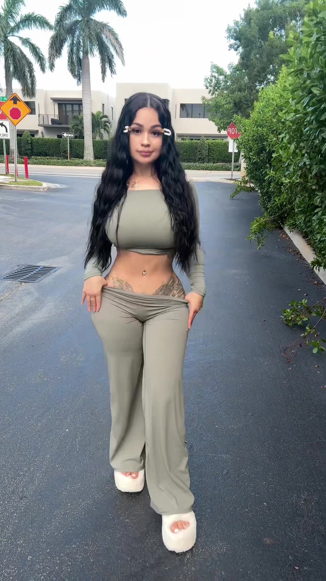 @TiffyDoll