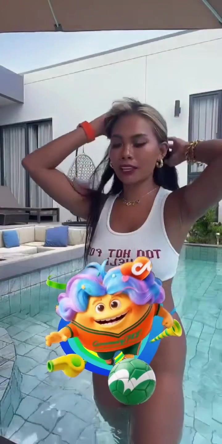@Morenamitch10