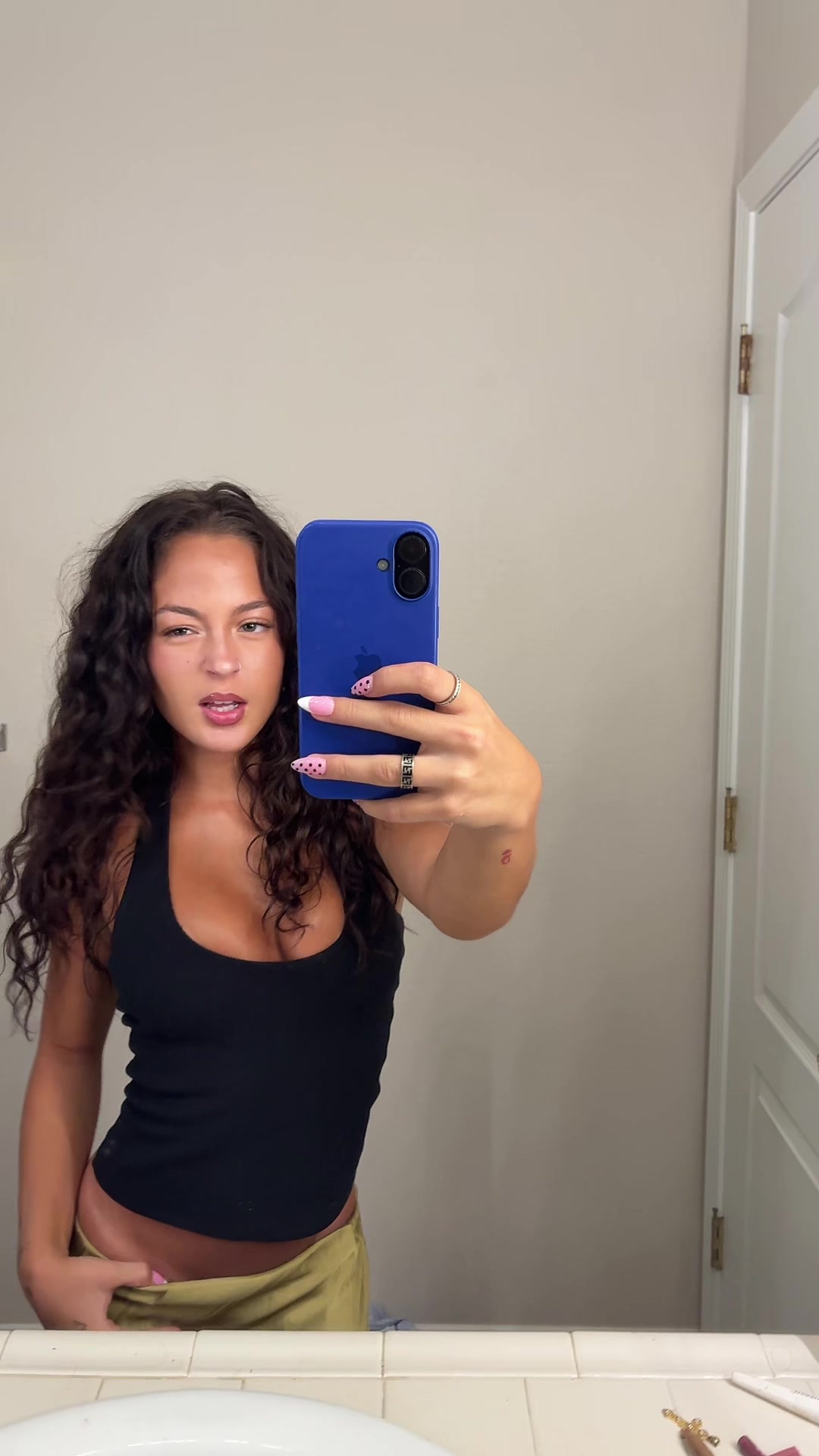 @nicolette
