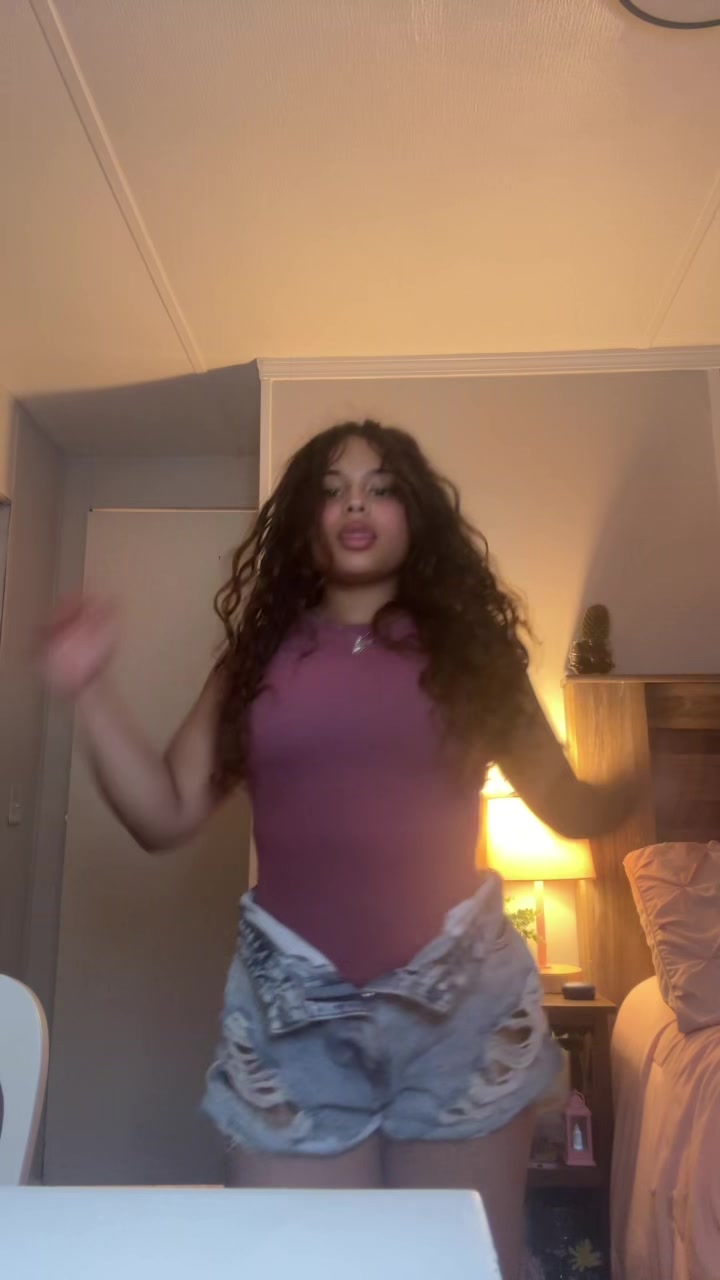 @Lia_sofia🎀