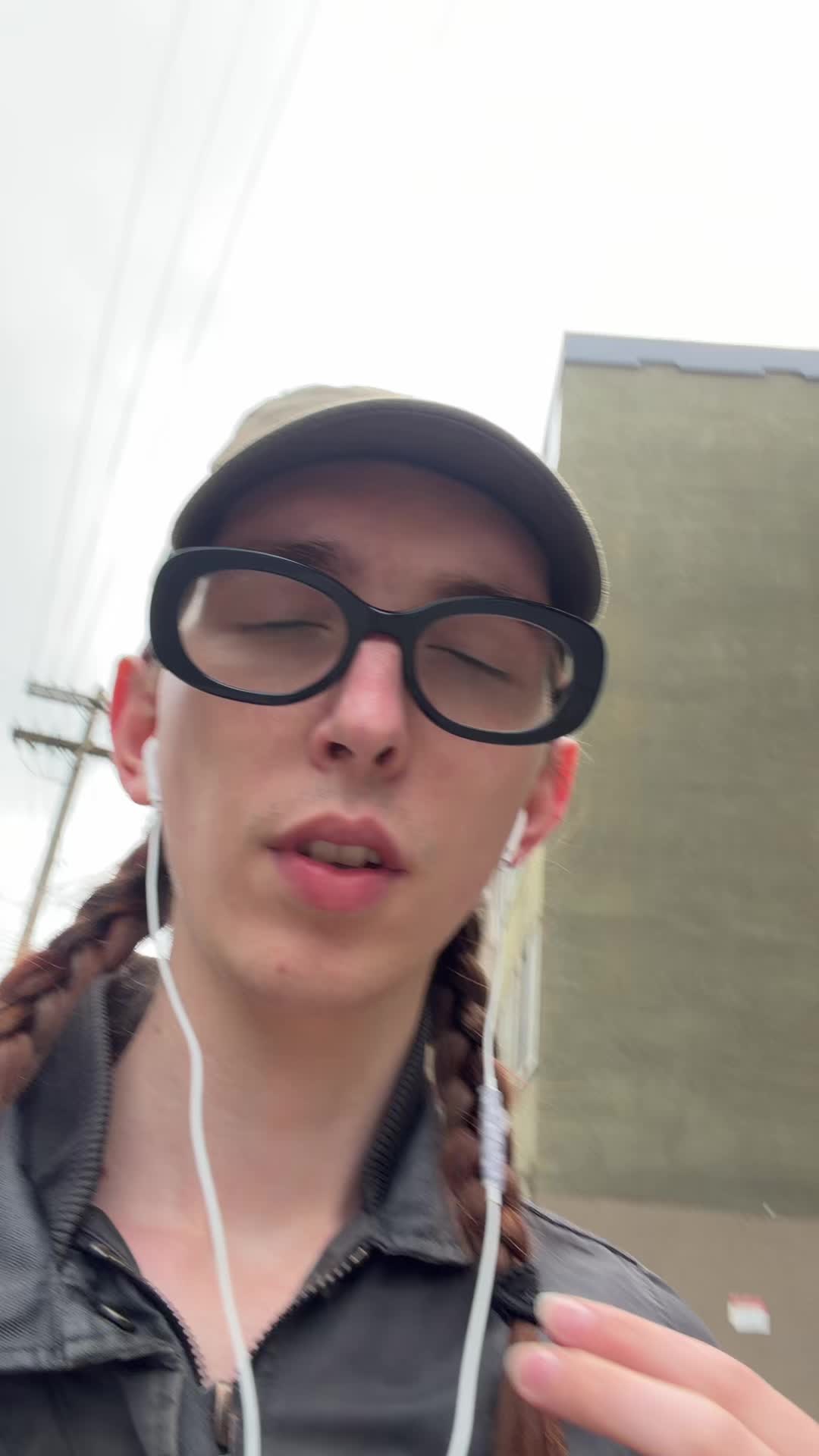 @Cease