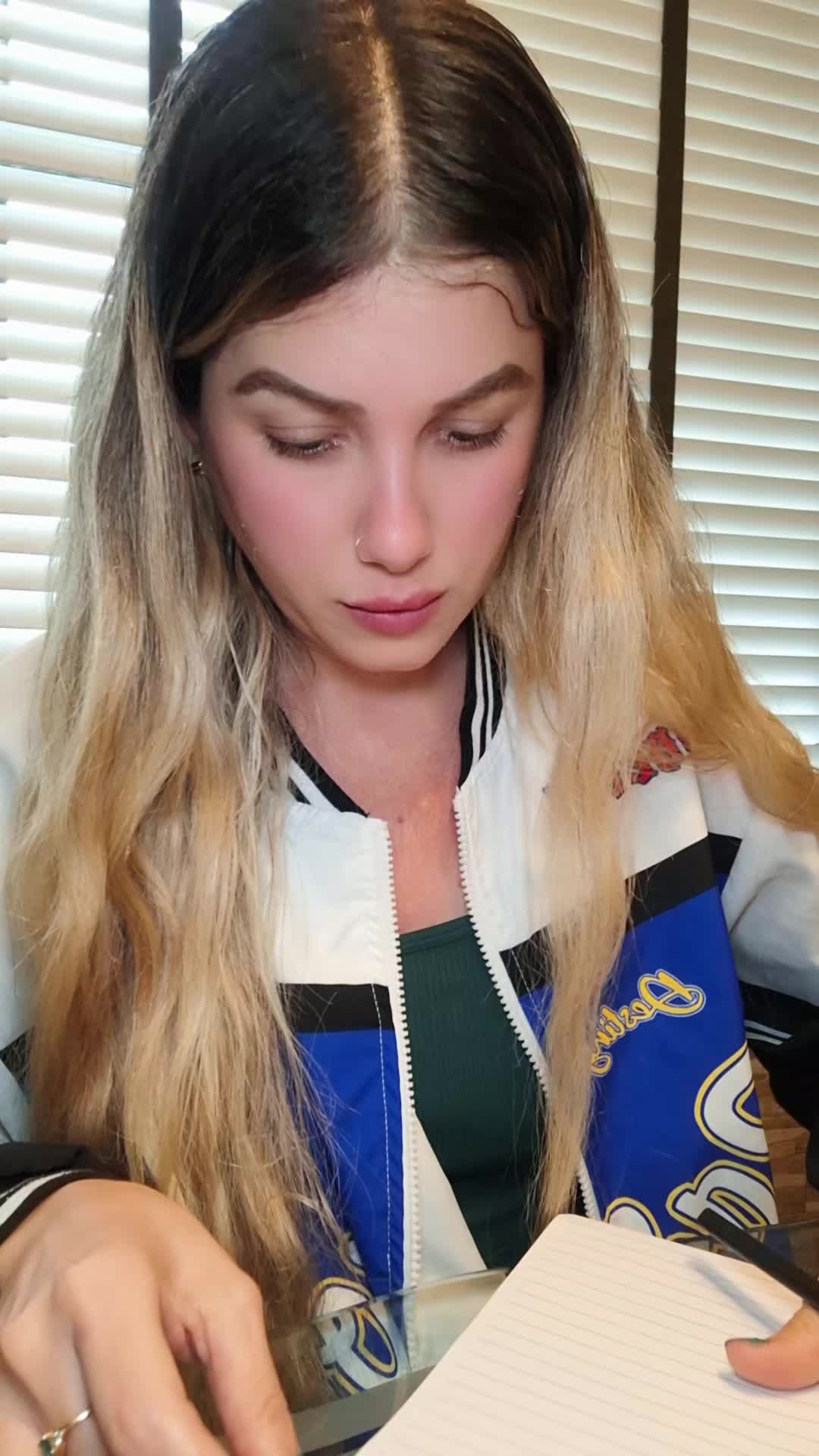 @lacubazolana2