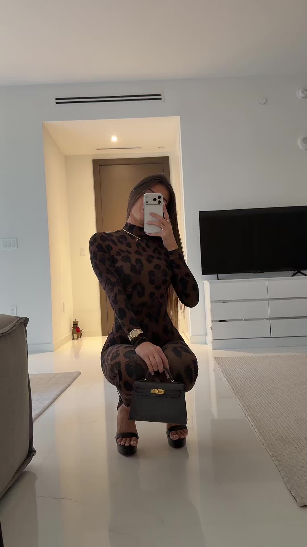 @V.