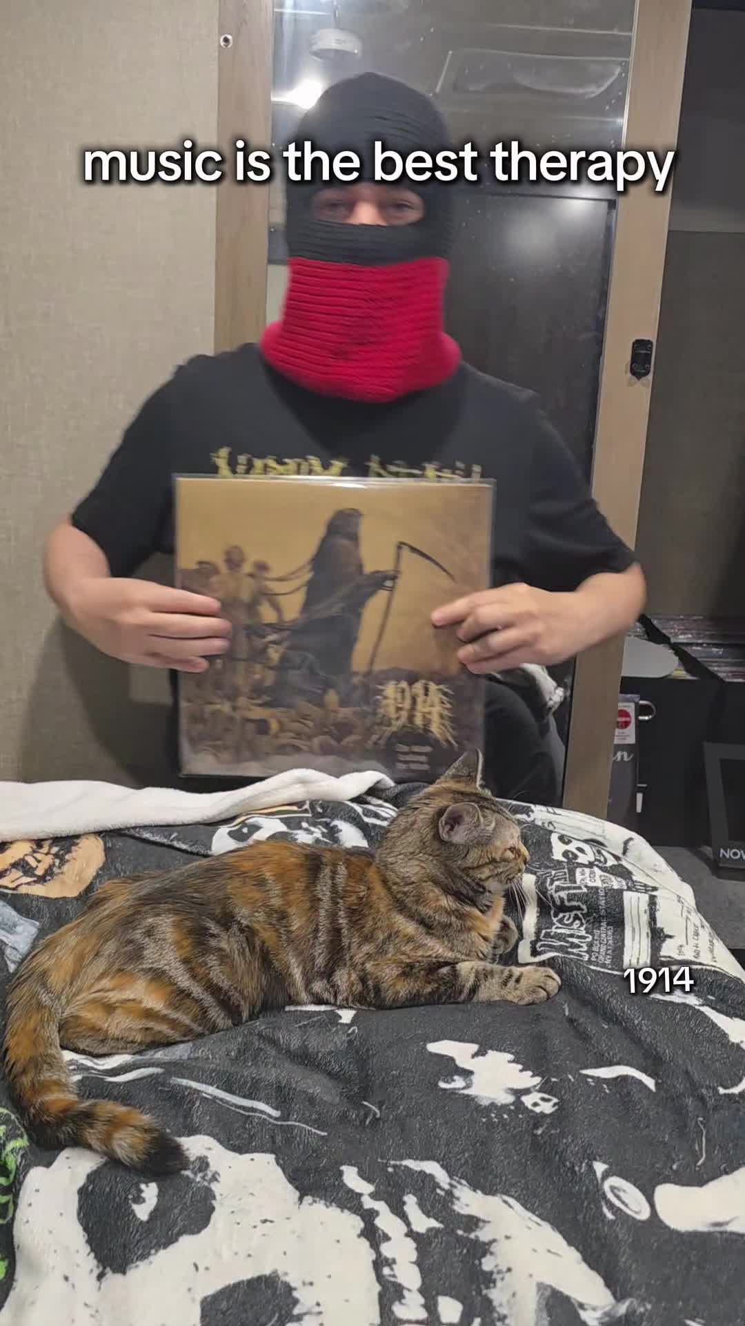 @This is Vinyl Therapy