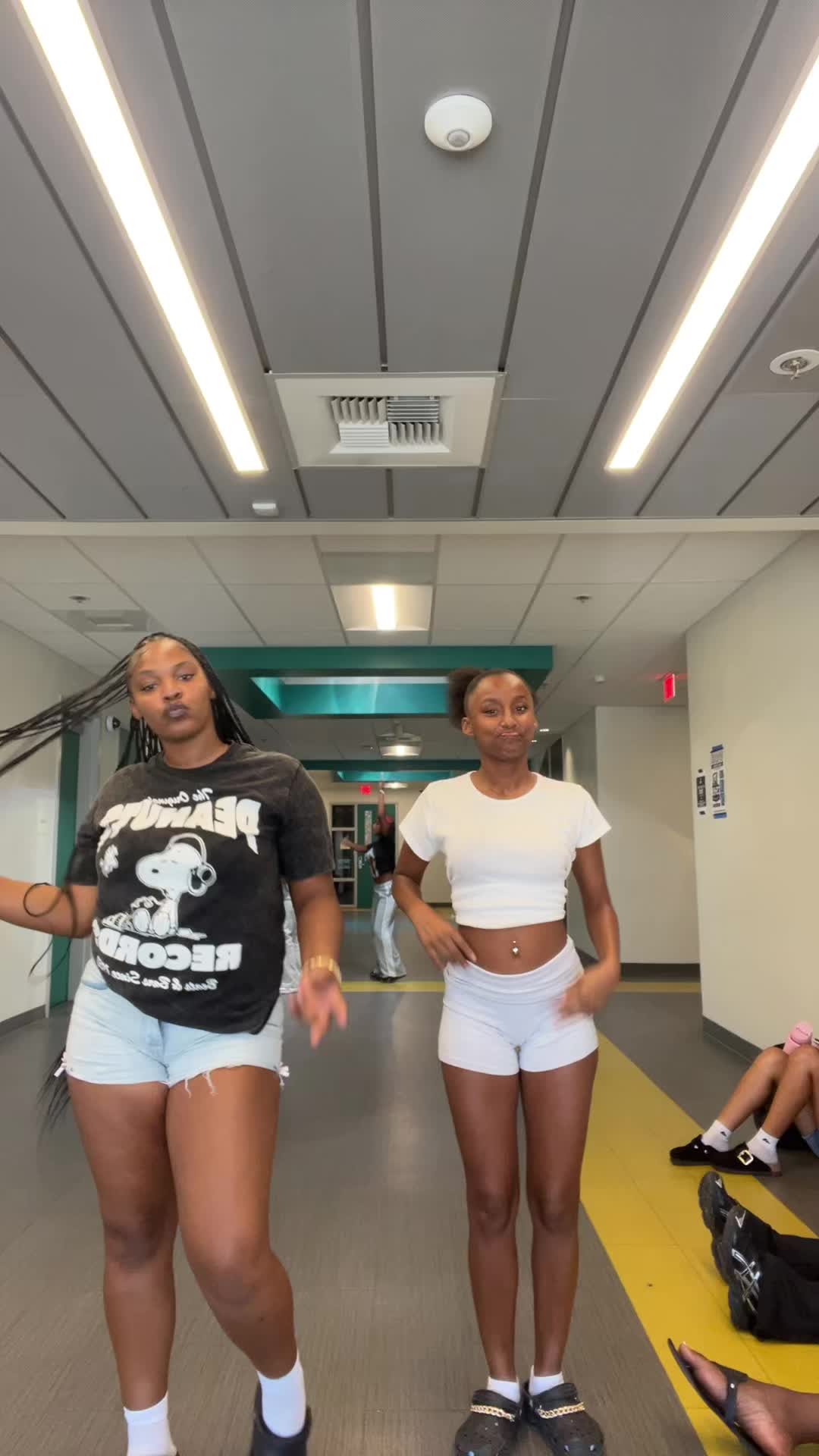 @someunknownfemale🎀