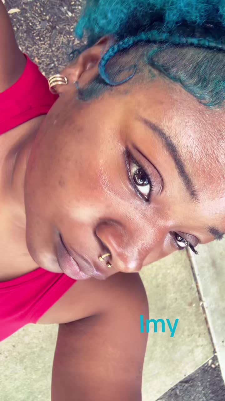 @Riahbadazz