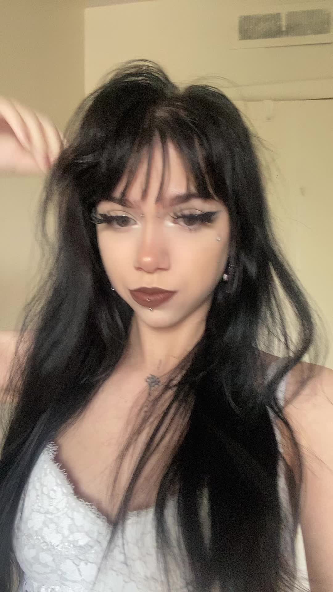 @j.