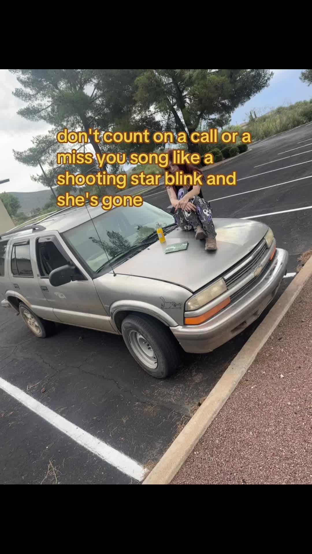 @️