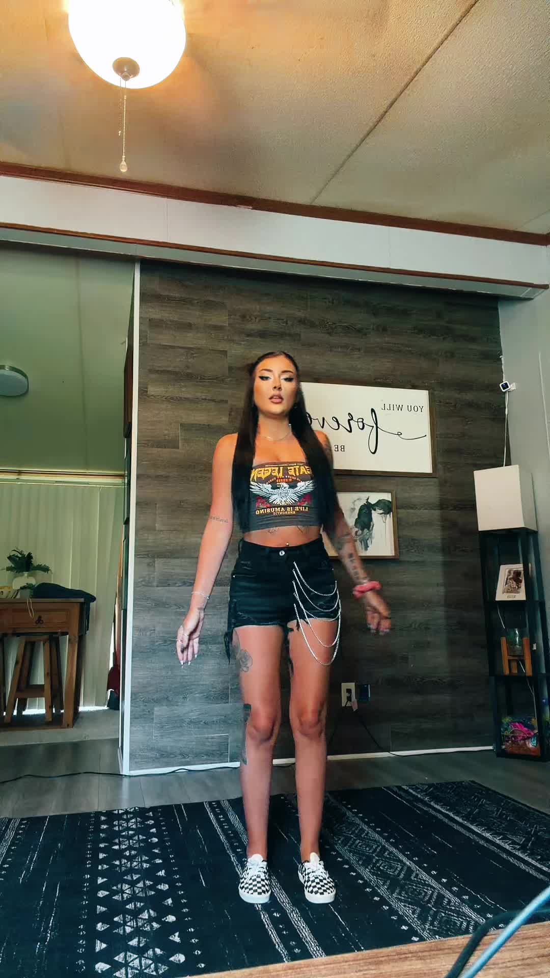 @shachiiisworld