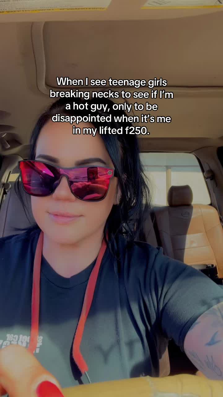 @Alexxx🖤