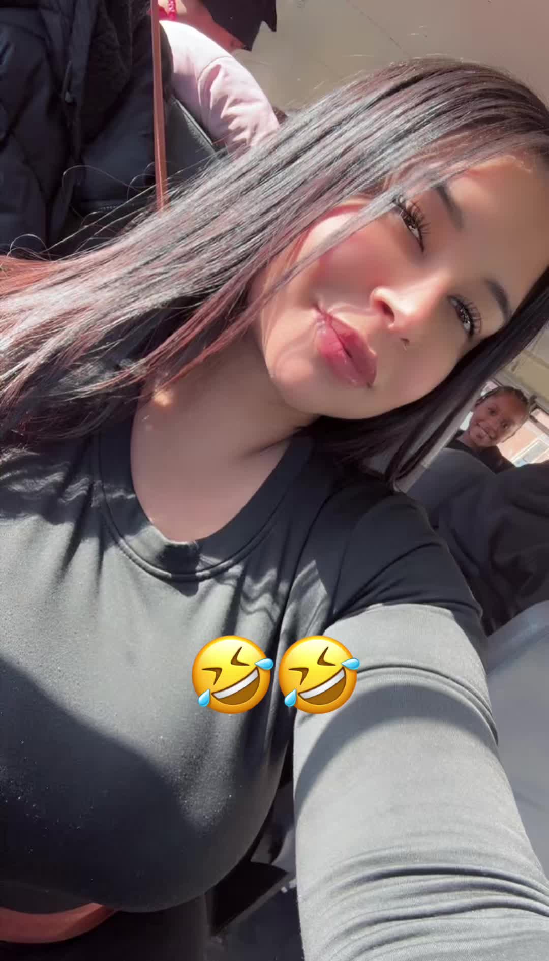 @Nana_Royalti
