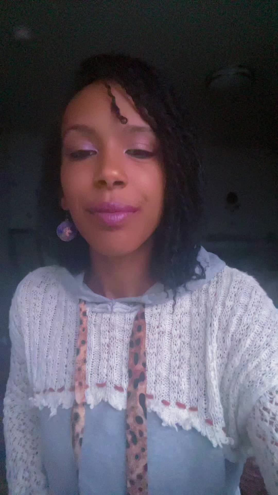 @MarvelousMonica___