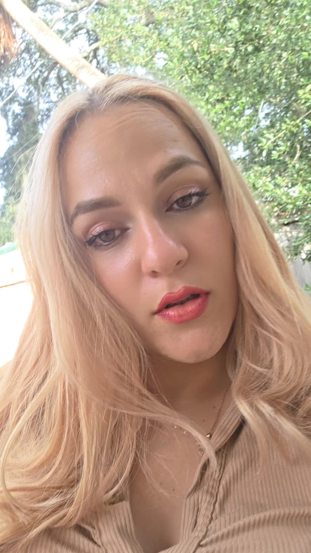@leslinda03